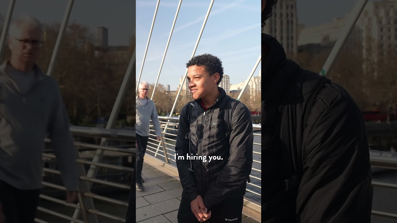 Я наняла подростка, чтобы он подобрал мне образ для моего самого масштабного выступления&hellip; 😬