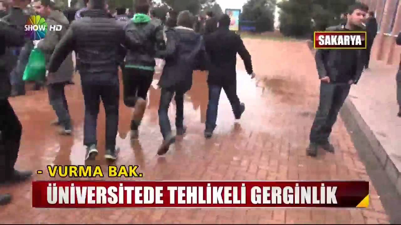 Sakarya &Uuml;niversitesi'nde &Ouml;ğrenciler Birbirine Girdi