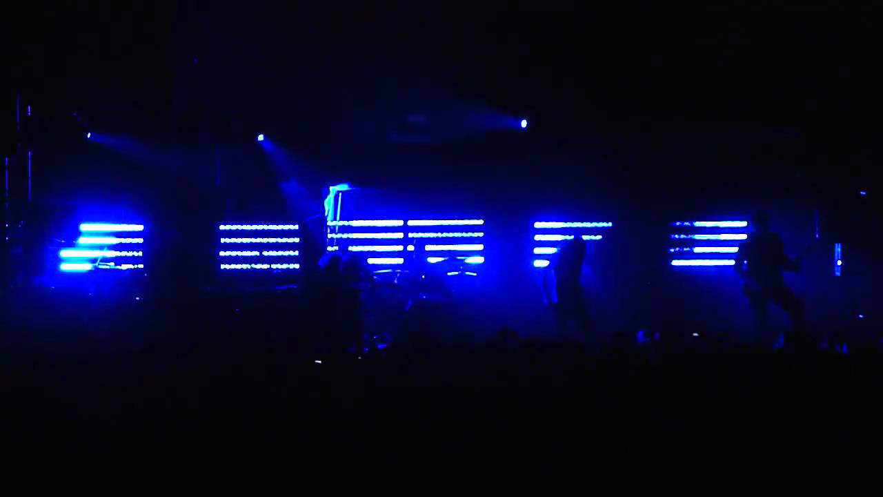 Underoath - Paper Lung (NEW SONG)(LIVE HD)