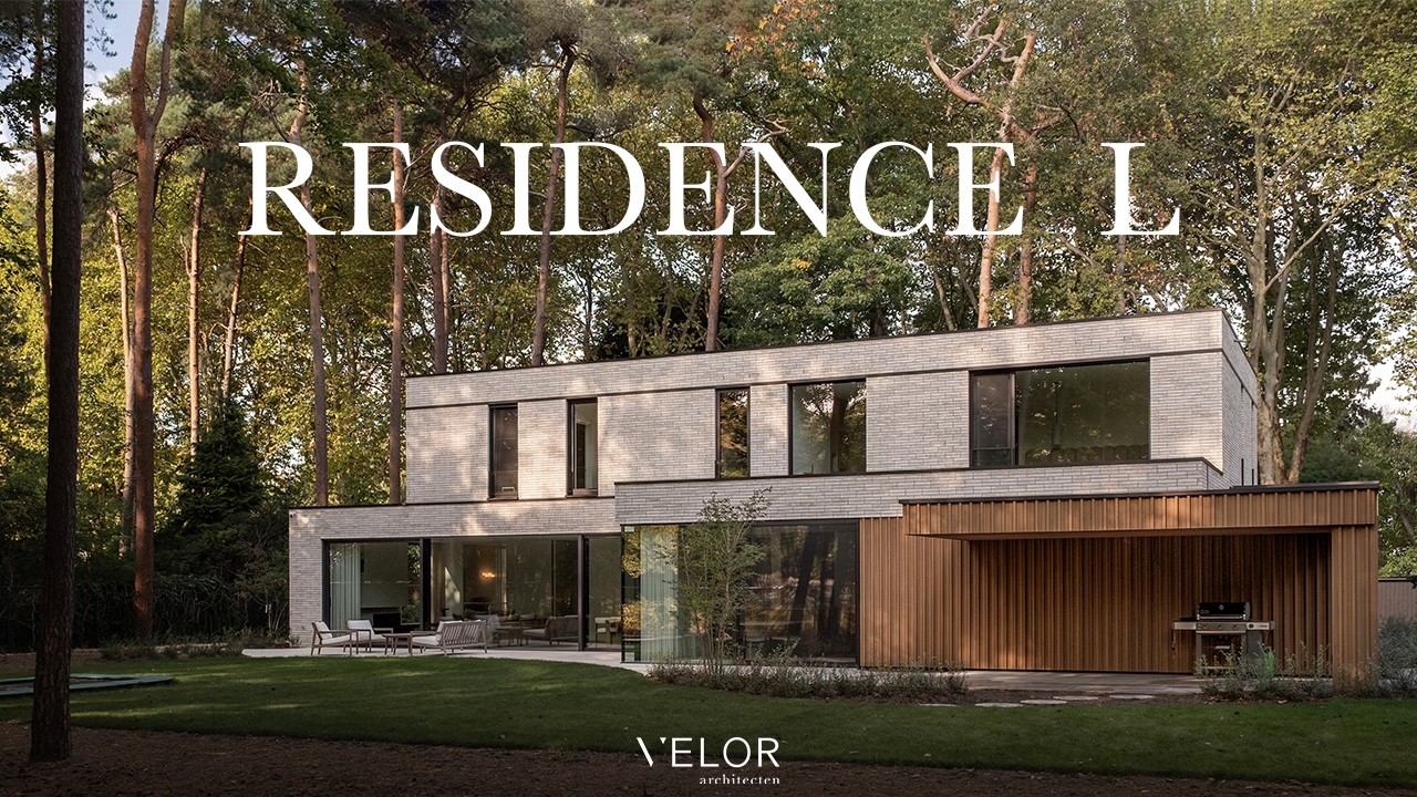 A Warm Family Residence in a Green Setting | Residence L