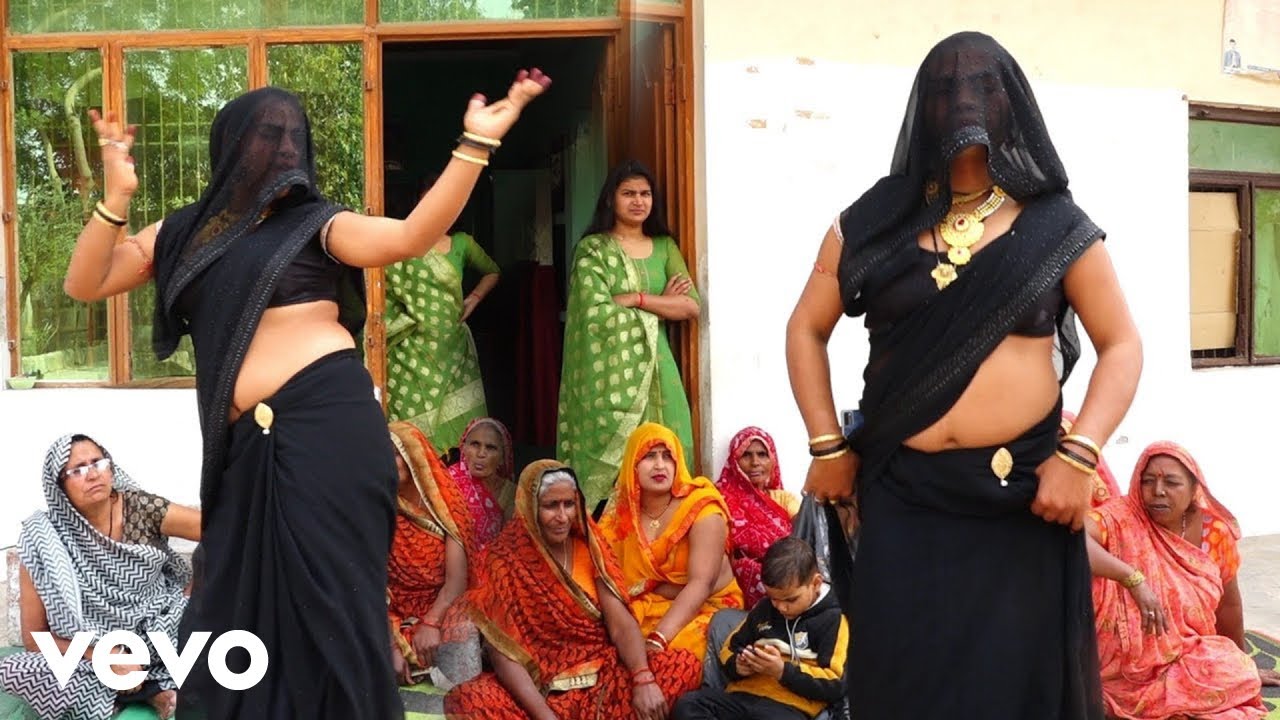 Archna Shastri - Chhora Yadav Ko Bulave Bhabhi Ji Ka Kali Sadi M Tufani Dance (Music Video)