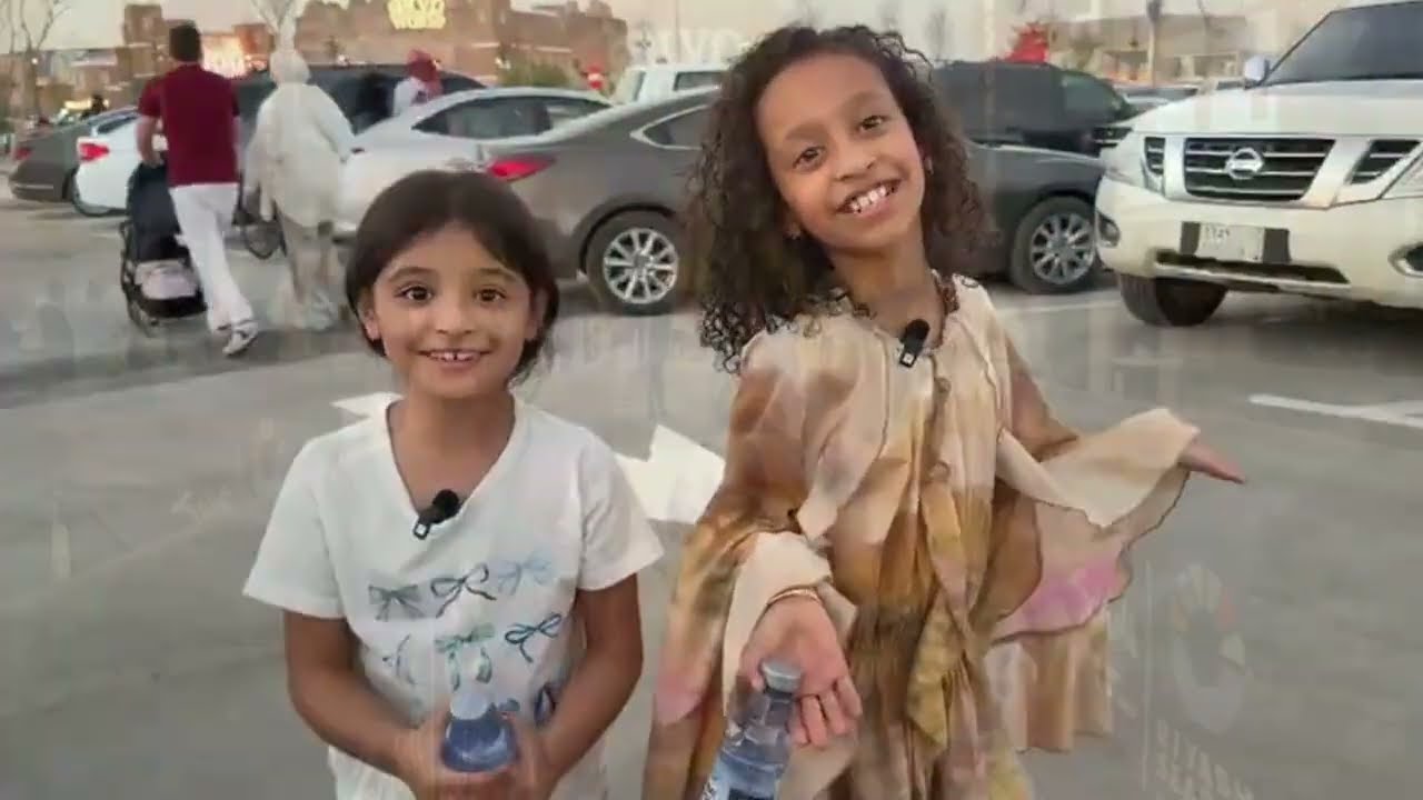 جودا في بوليفارد ورلد: رحلة ضحكات ولعب مع اقربائها! 🎡🎢