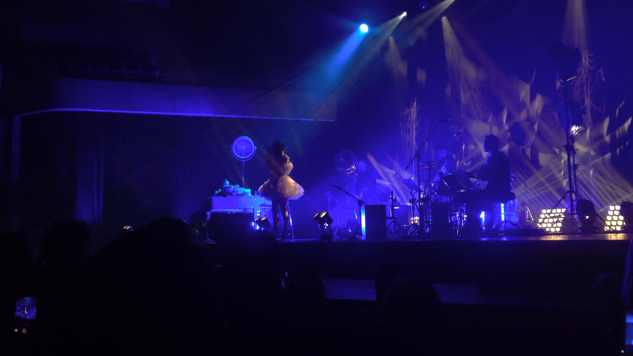 Edyta Górniak - Król (live Kraków 08.11.2019)