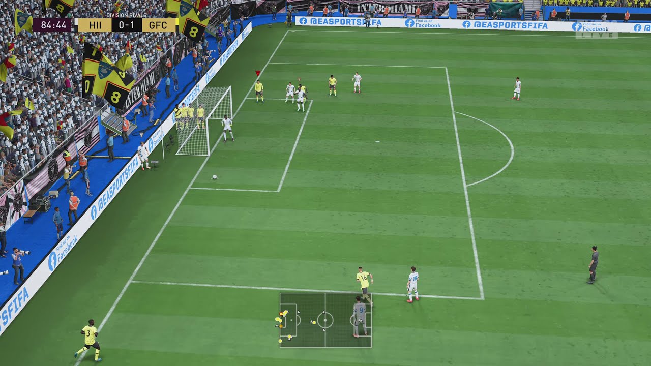 FIFA 22 FREE KICK GLITCH - WTF IS THIS
