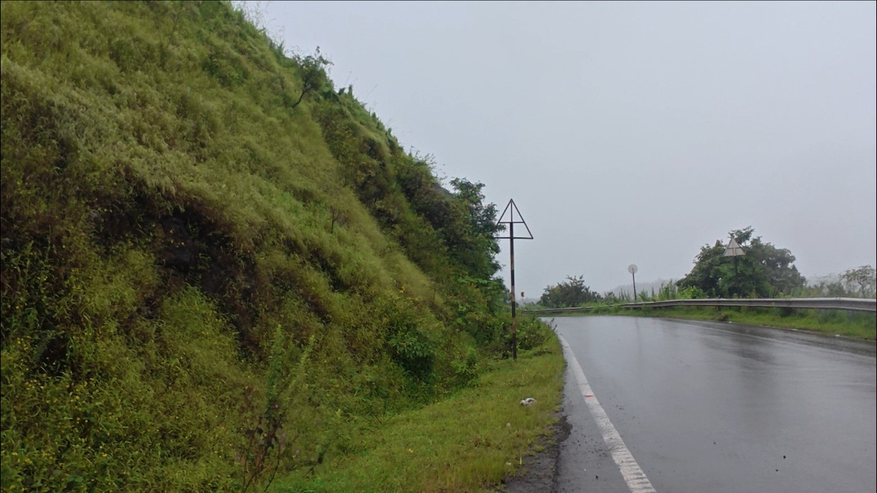 Driving through the Rainy Ghats towards Goa