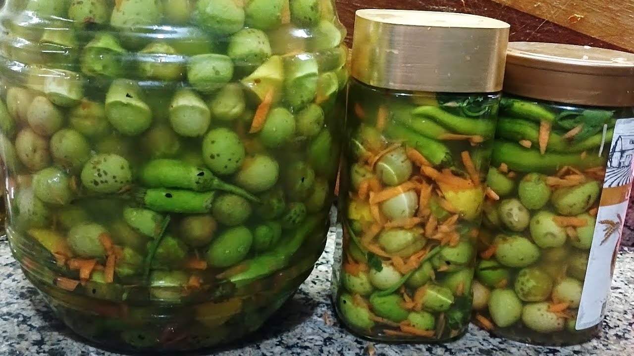 سر أمي في تخليل الزيتون العزيزي الاخضر  بدون مراره ويقعد ثلاث سنوات يجنن ماشاءالله 🥰#food 