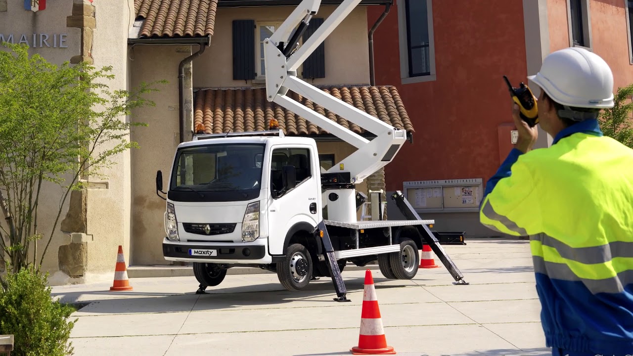 2020 Renault Maxity Renault Trucks SlideShow