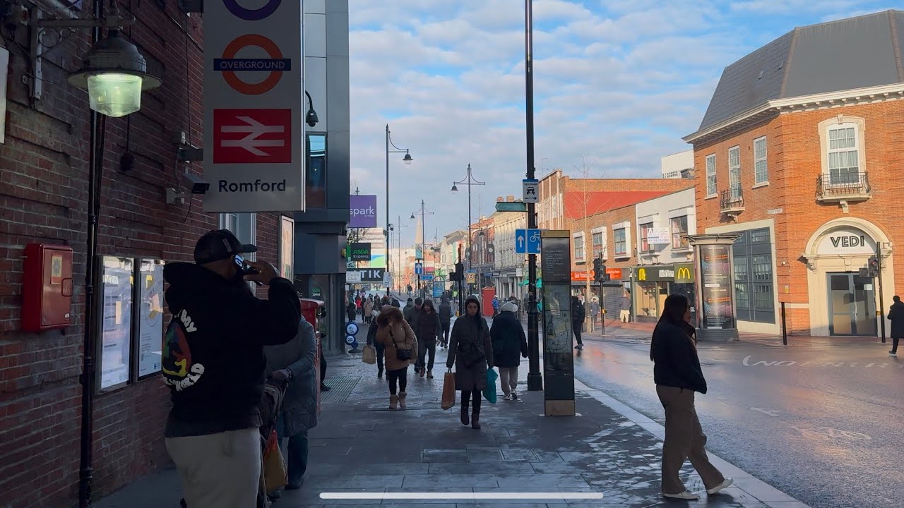 London Walk 🇬🇧 Центр города Ромфорд, восточная часть Лондона