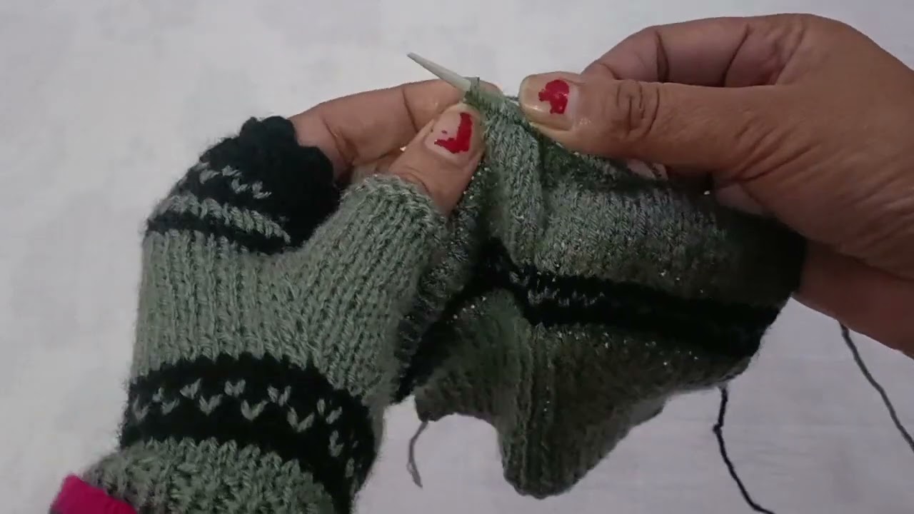 हाथ के दस्ताने कैसे बनाएं | hand gloves 🧤 knitting | half gloves knitting