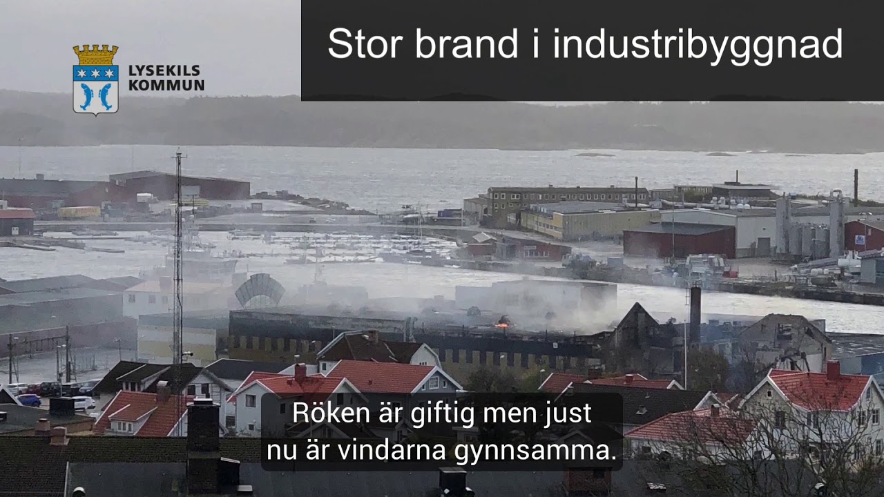 Stor brand i industribyggnad i Lysekil