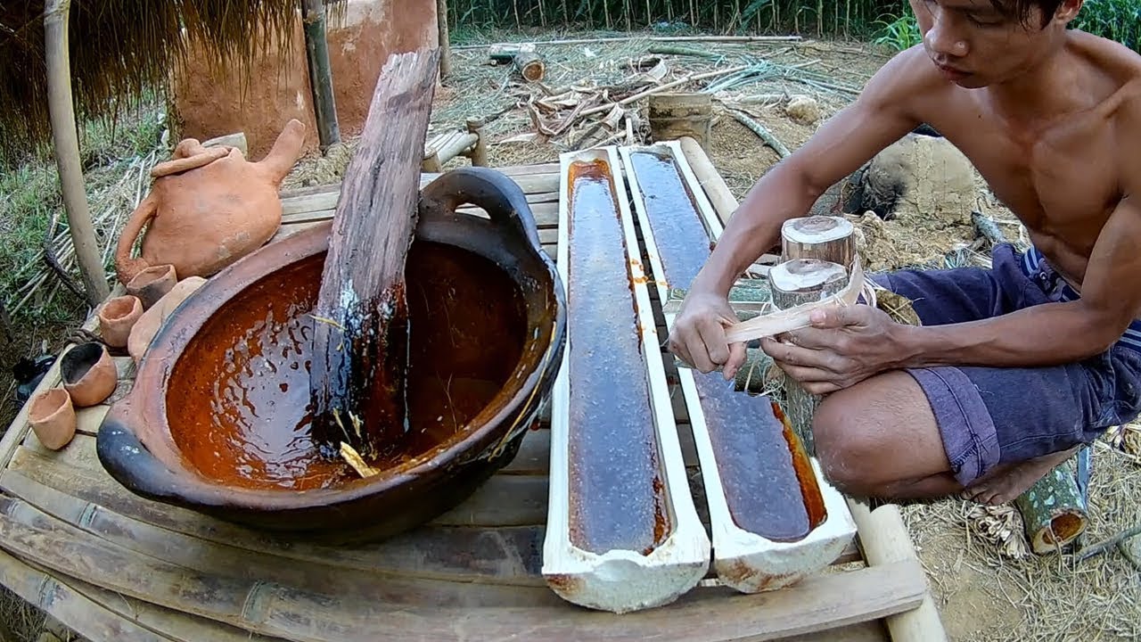 Make sugar handmade by primitive people