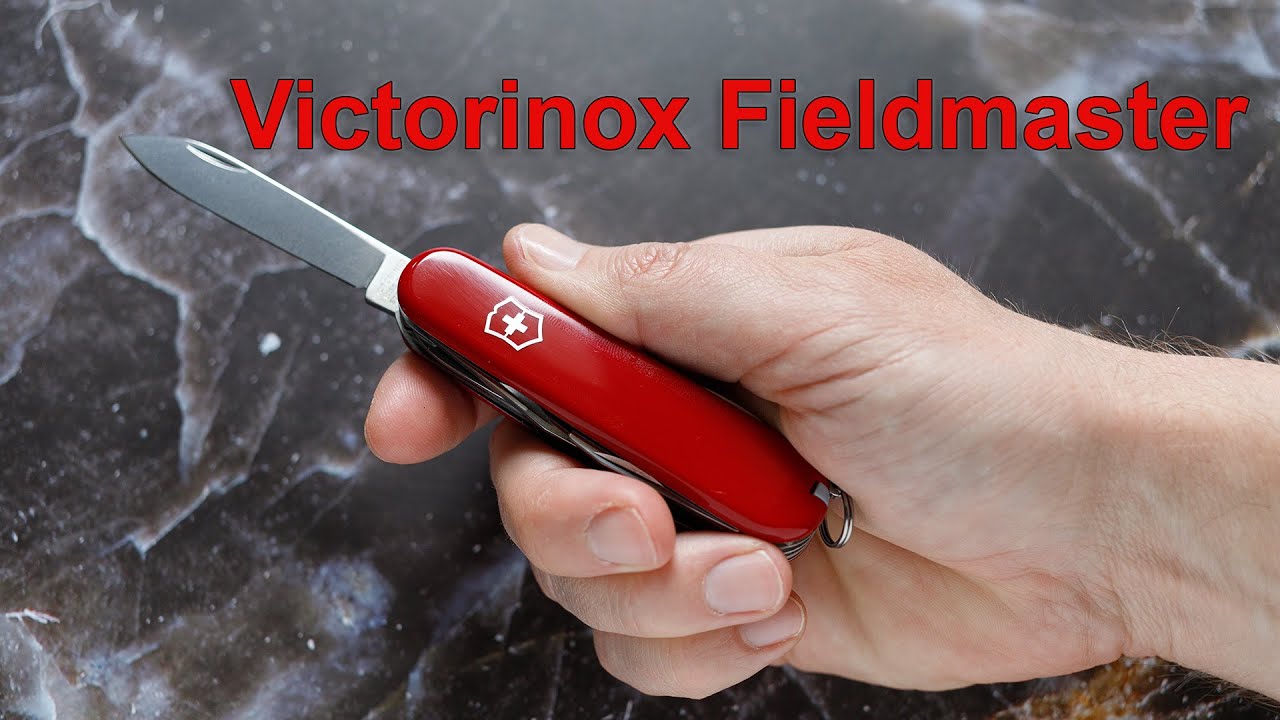 Подарували швейцарський ніж Victorinox Fieldmaster.