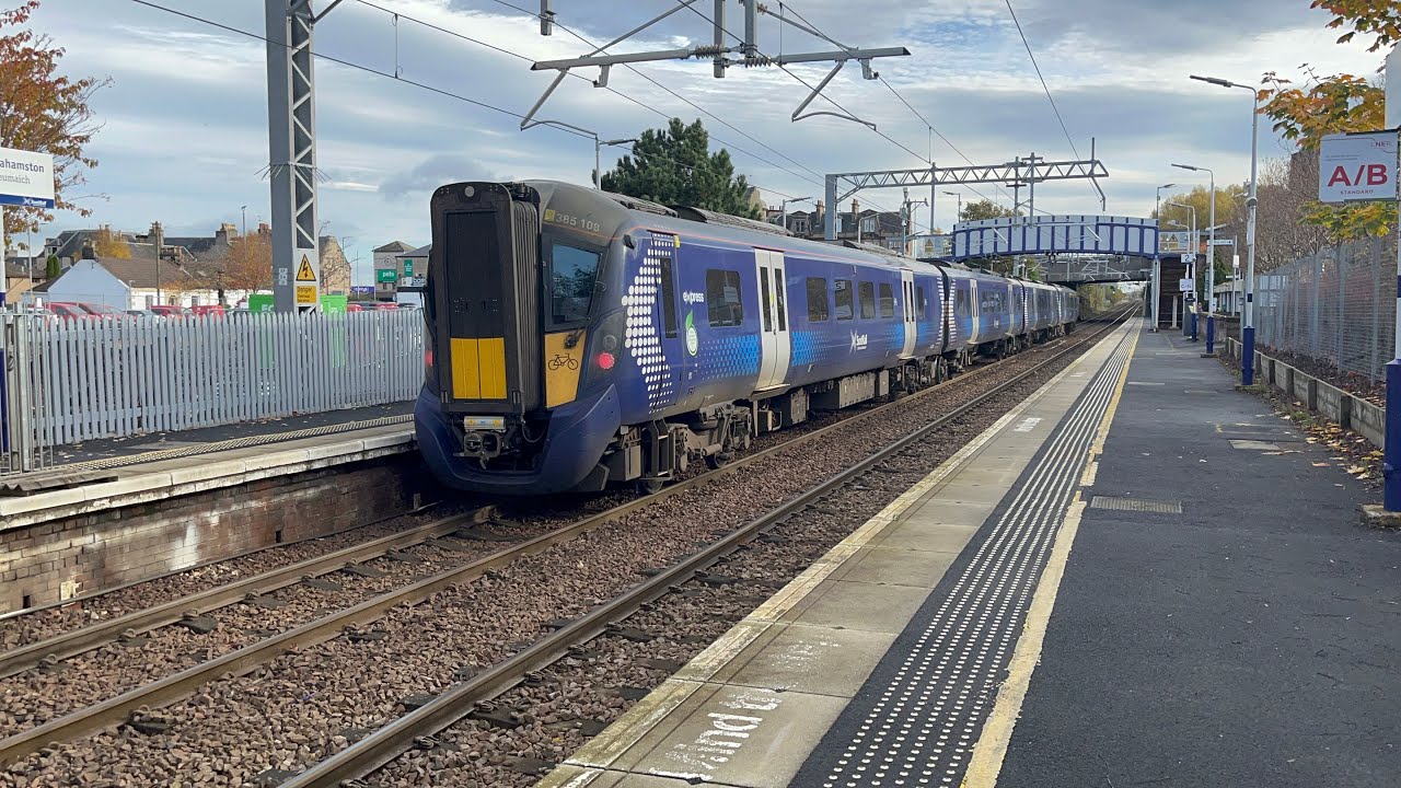 Train Spotting at Falkirk Grahamston
