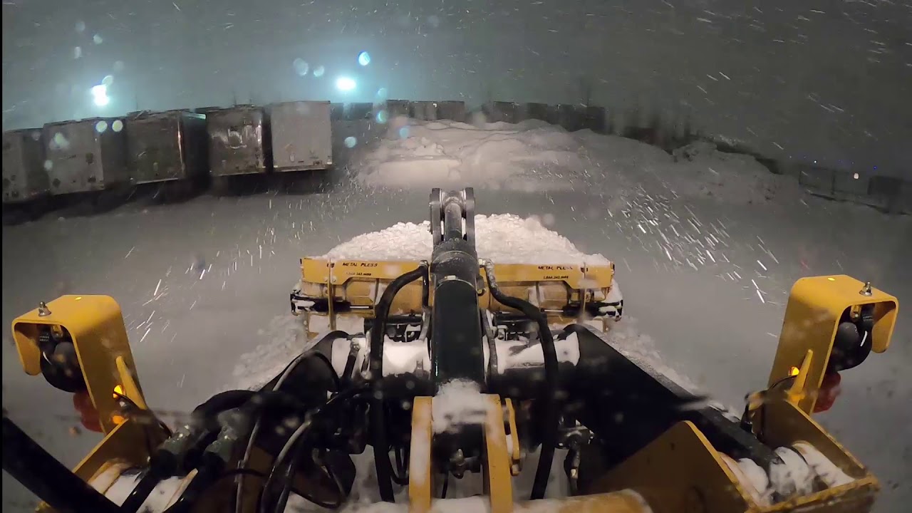SNOW REMOVAL - LOADER JOHN DEERE 544K