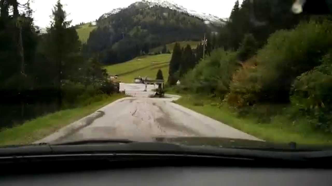 Mit dem Auto von Fügen nach Hochfügen (Zillertal)