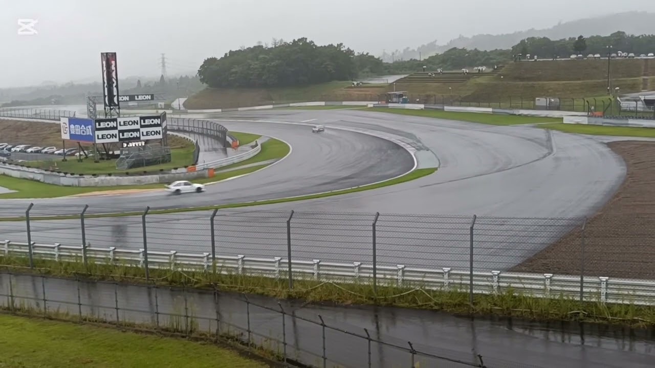 富士スピードウェイ ae86富士n2決戦決勝