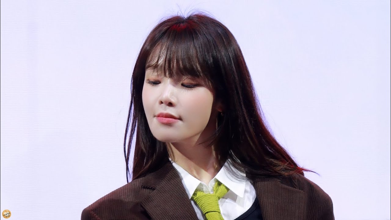 251108 오마이걸 승희 (Seunghee) 광화문 Full Ver. 