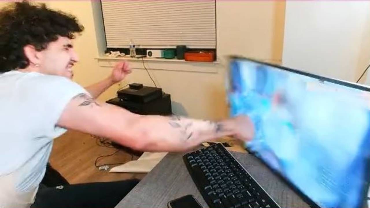 8 MINUTES OF GAMER RAGE 141 COMPILATION TWITCH