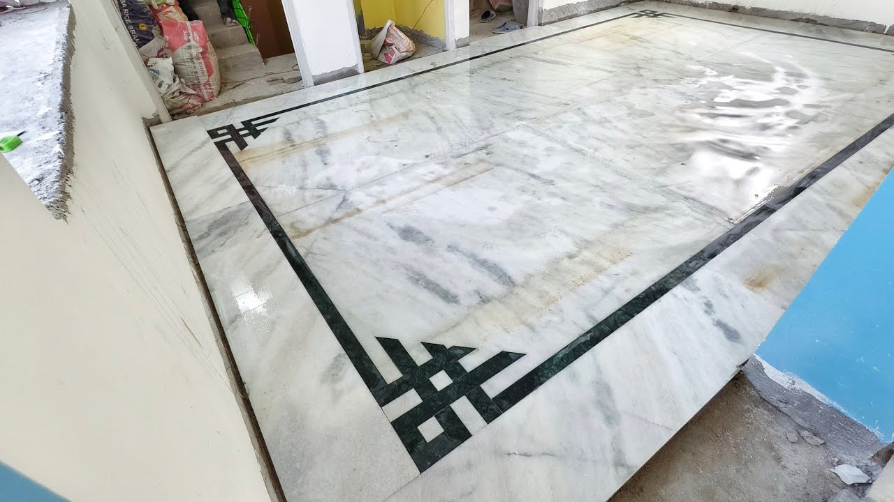 Beautiful Marble Floor's Single Corner Border Design 