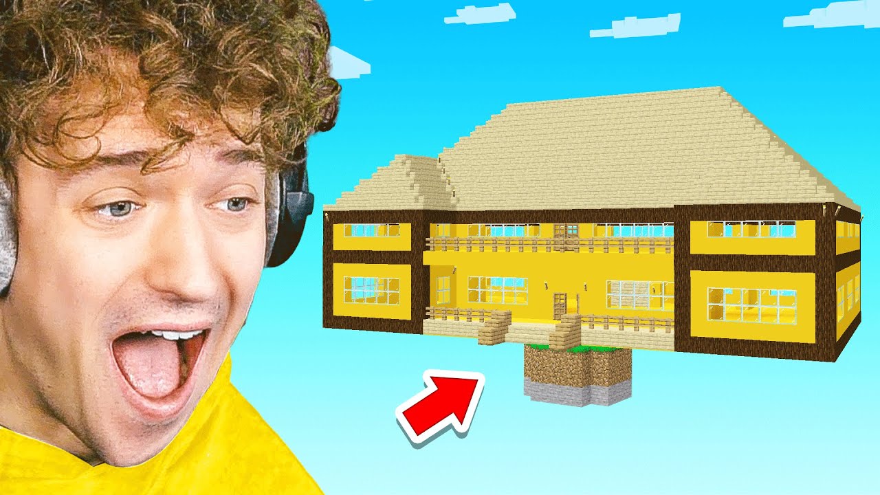 ГИГАНТСКИЙ ДОМ Небесного блока ТРОЛЛЯ в Minecraft!