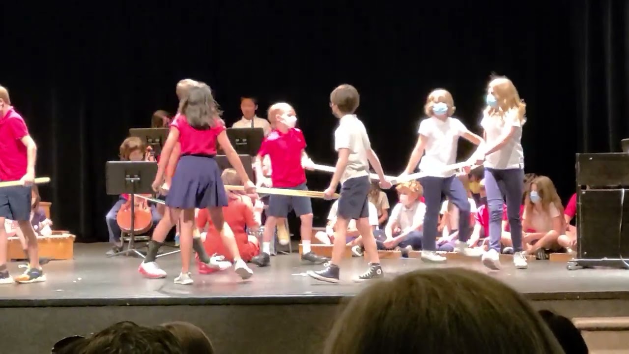 Sword Dance of North Skelton. A traditional Morris dance.  St. Paul Academy 5th Grade ceremony💜⚔🙂