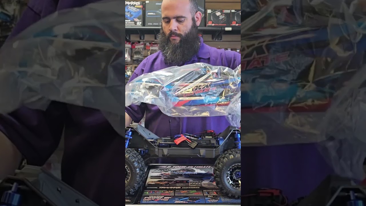 💥🚗 Unboxing the Powerhouse: Traxxas Maxx Ultimate! ⚡🔥
