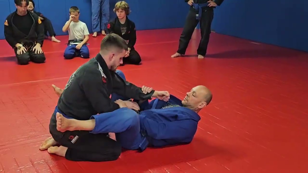 Triangle & Armbar Combination | How to Chain Submissions Smoothly