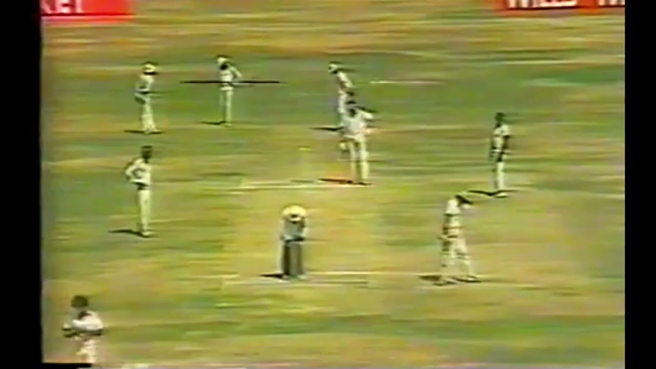 Geoff Lawson Batting and Brilliant Runout by Miandad 1st Test, Karachi, 1982