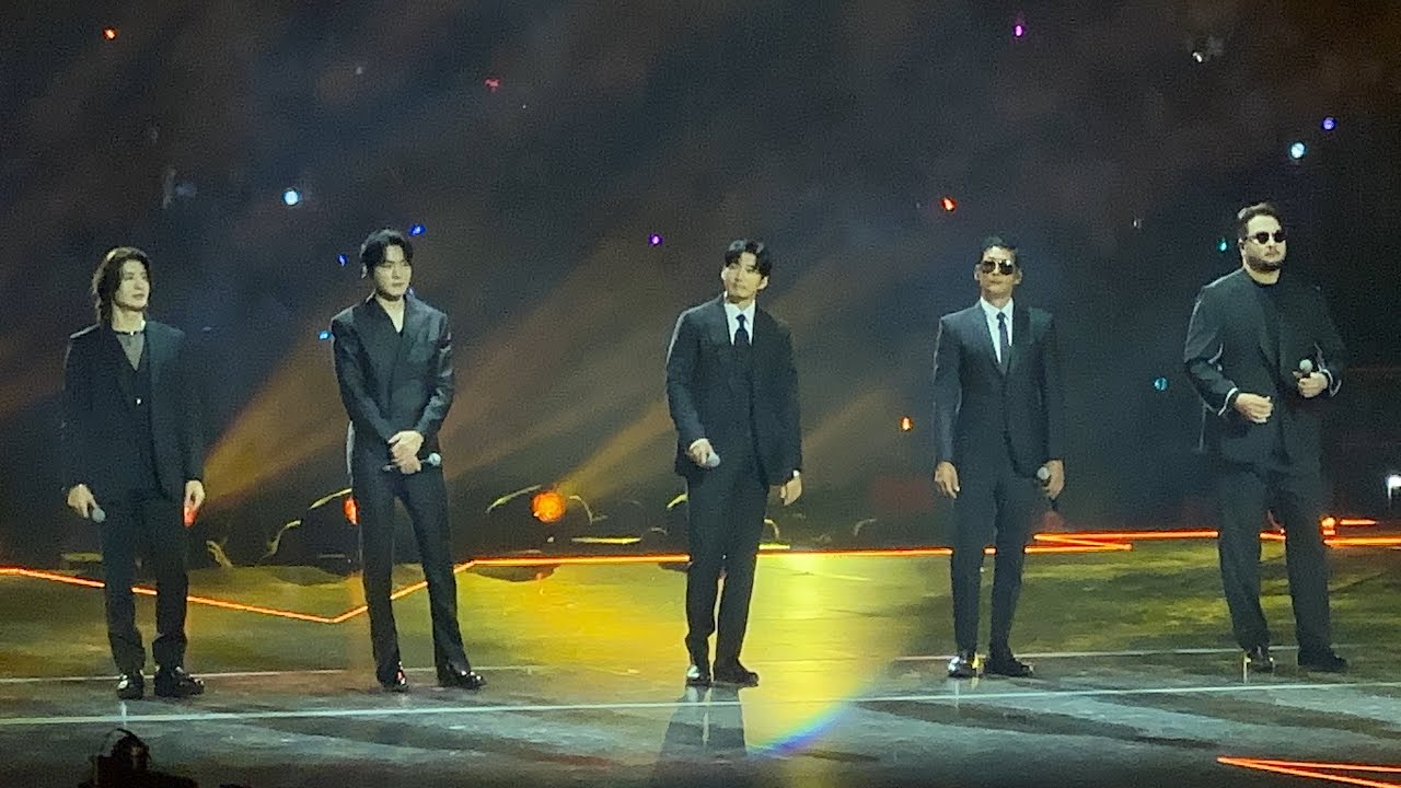 [FANCAM] 20240727 LA D2: god - Road + Lies + Talking Ment + Sky Blue Balloon + One Candle