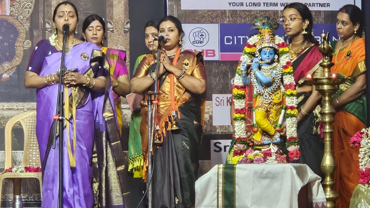 Yatra Pandharichi | Savita Sreeram | Abhang Namasankirtanam | Bhajan | Vittal | Pandharpur Yatra