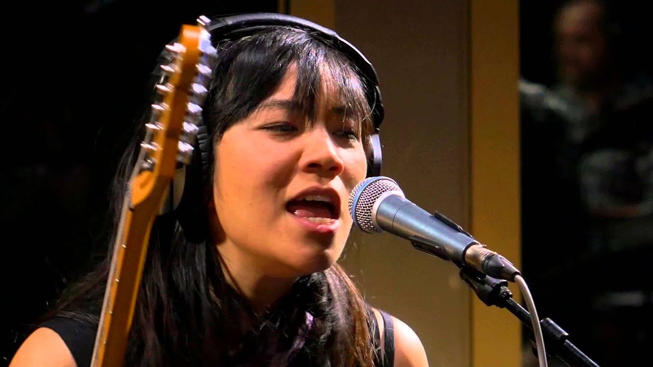 Thao and the Get Down Stay Down - Nobody Dies (Live on KEXP)