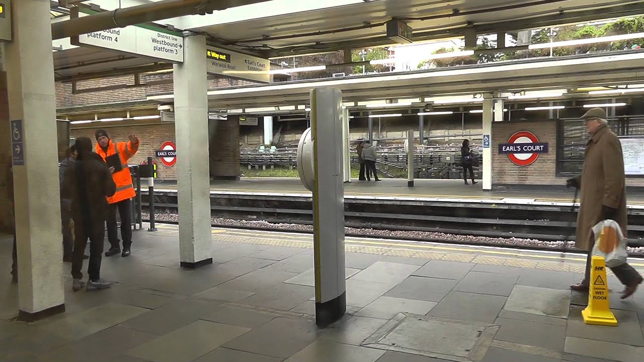 Full Journey On The District Line (S7 Stock) From Edgware Road to Wimbledon