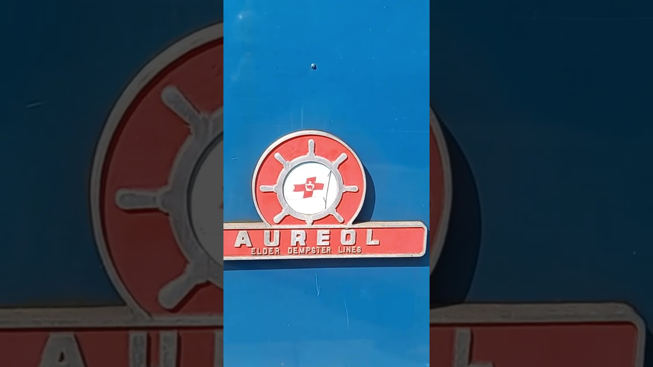 Class 40 Aureol (40 012) at Rawtenstall station, on the ELR. April 2025.