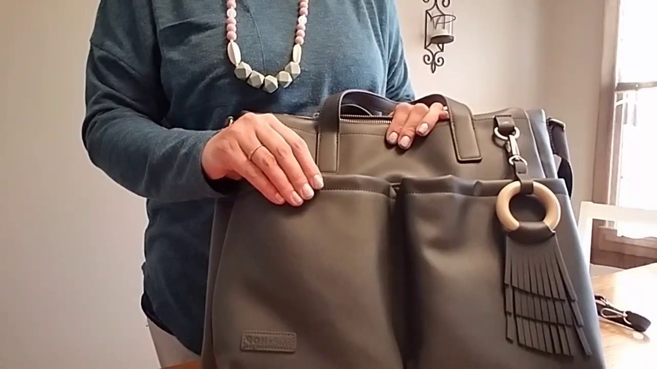 Skip hop Greenwich Tote in Smoke