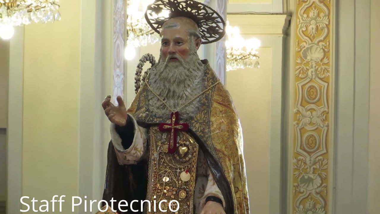 Svelata S Antonio Abate 2014 e Traslazione dalla Cappella all'Altare Maggiore e Fuochi Artificiali