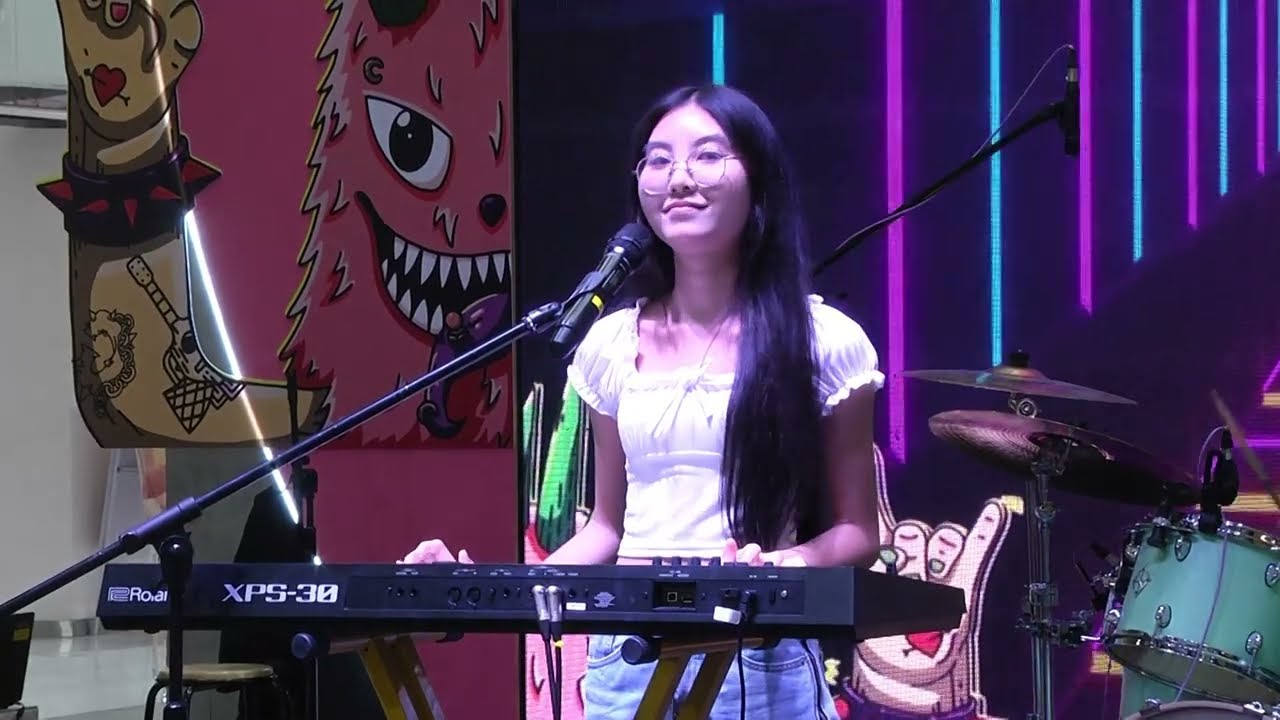 Guitar Gun Day #4  จะร็อคหรือจะรักคอนเสิร์ต | วง zZ Band