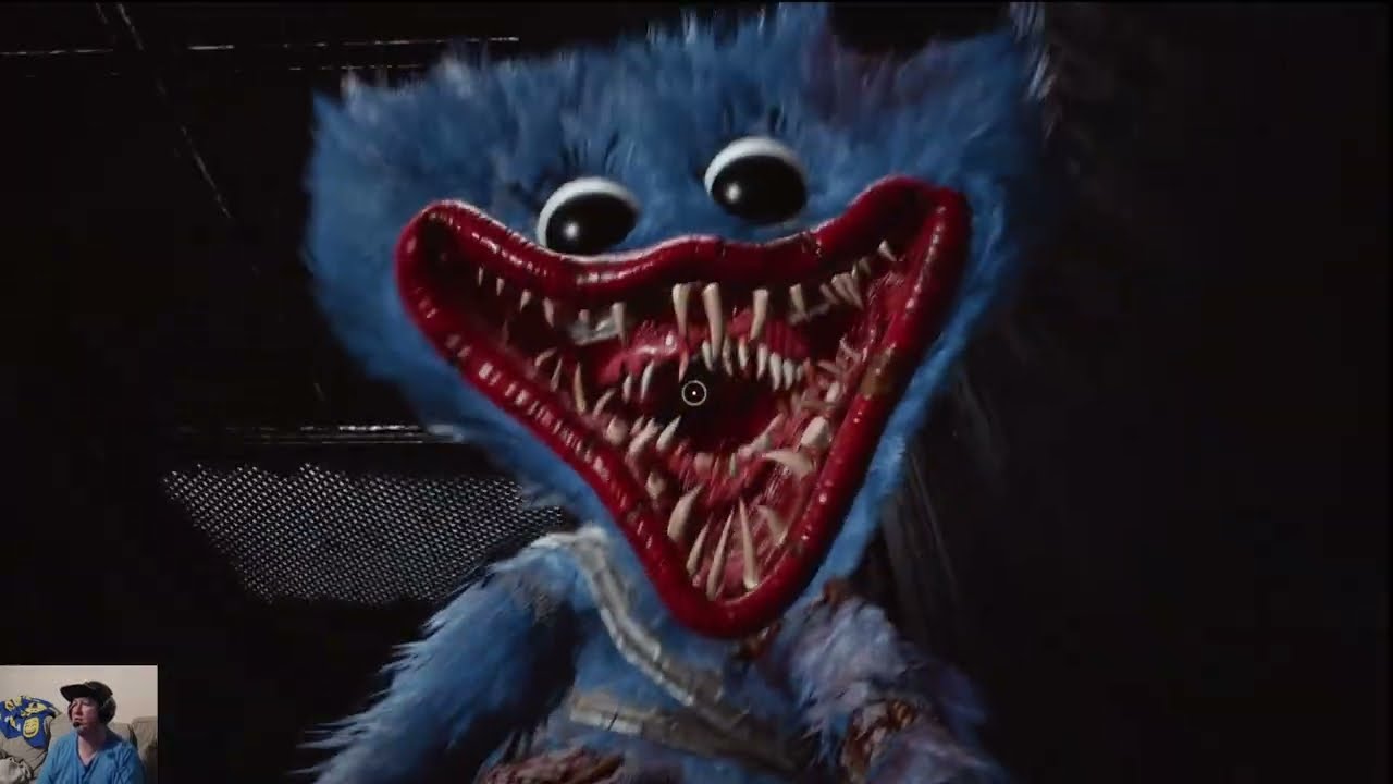 1.  Huggy Really Wants To Hug Me!