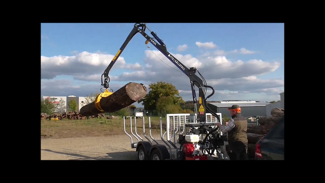 PKW Anh&auml;nger PHT 35 : 3,5 t zGG, Kran 4,20 m, 13 PS-Honda Motor