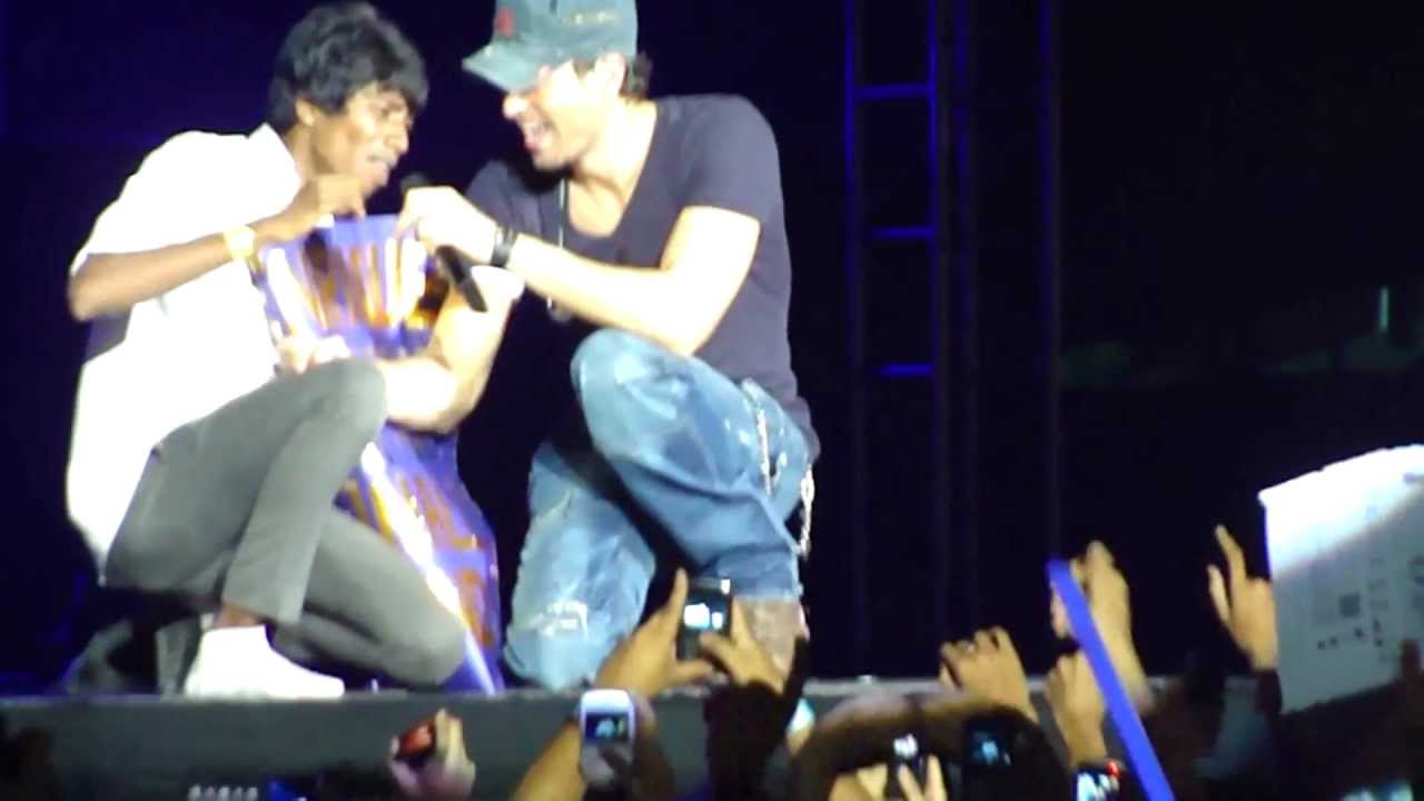 Enrique Iglesias - Stand By Me [Pune Concert - India] [Oct 2012]