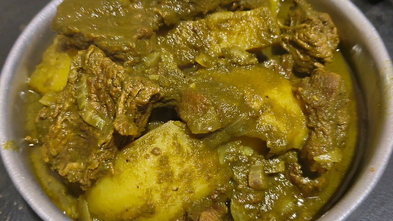 Goan style Green Beef ll Green Beef with Potatoes ll Beef Curry