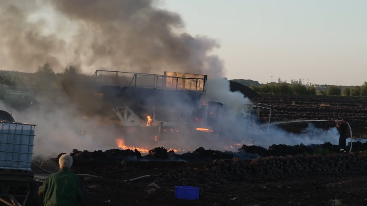 Feuer im Moor bei Drebber