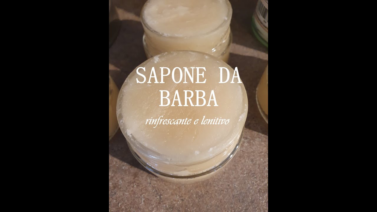 Sapone da barba naturale fatto in casa con olio di cocco e calendula