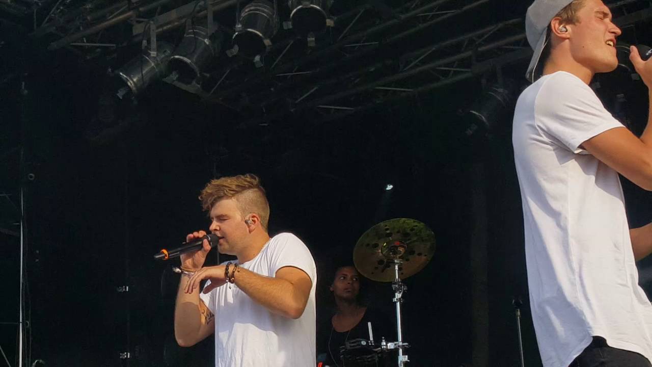 Page Four - Falder 09.07.2016, Bakkefest, Gilleleje