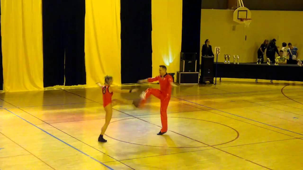 Julie et Stéphane / passage rock acro