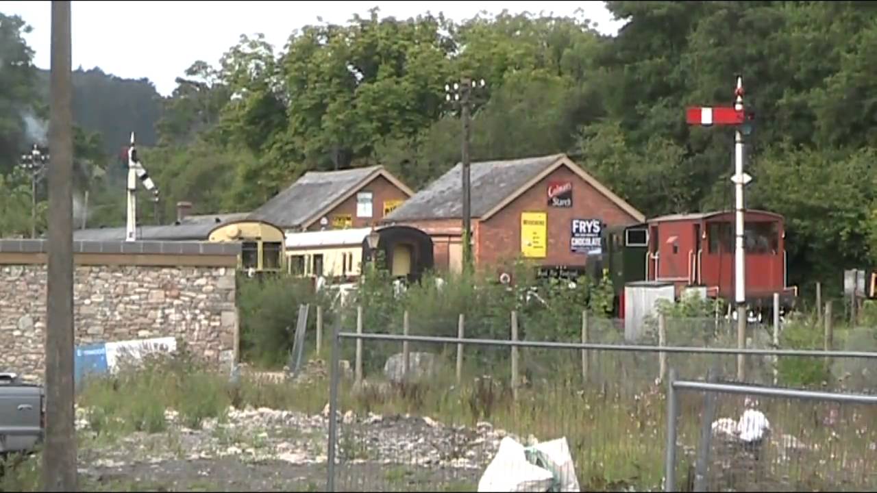 GWR 1450 pulling 3 autocoaches