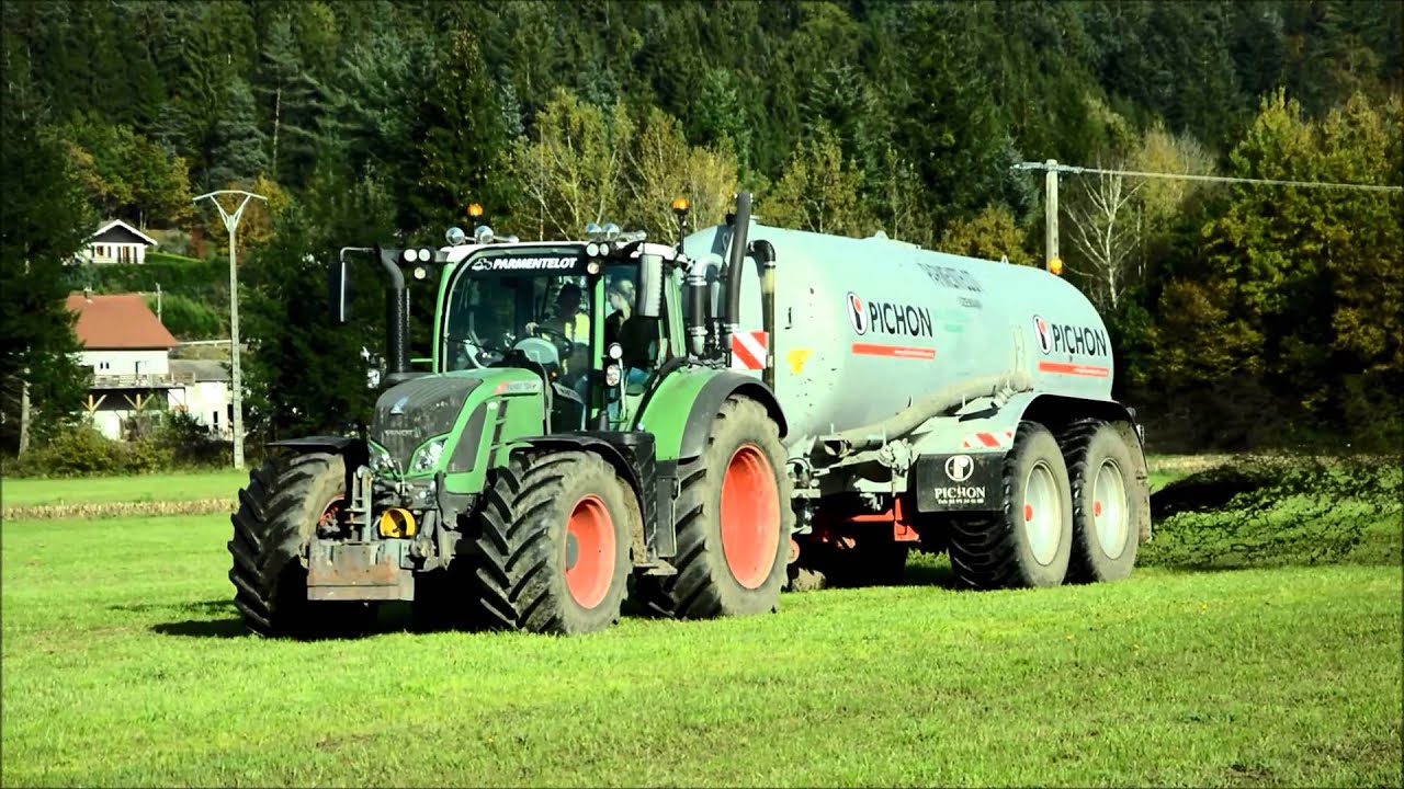 Fendt 724 Vario & Pichon at Spreading Of Slurry !