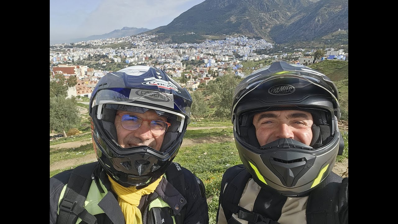Deux frères au Maroc sur HONDA Transalp et APRILIA Pegaso