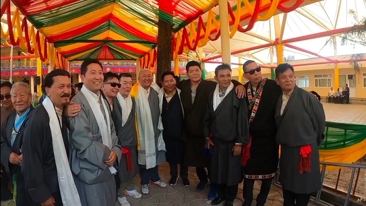 Auspicious day for Ex kusung and their family. Blessing from HIS HOLLINESS.
