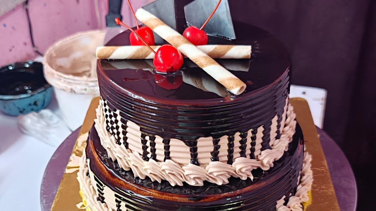 Chocolate cake beautiful dressing chocolate flavour