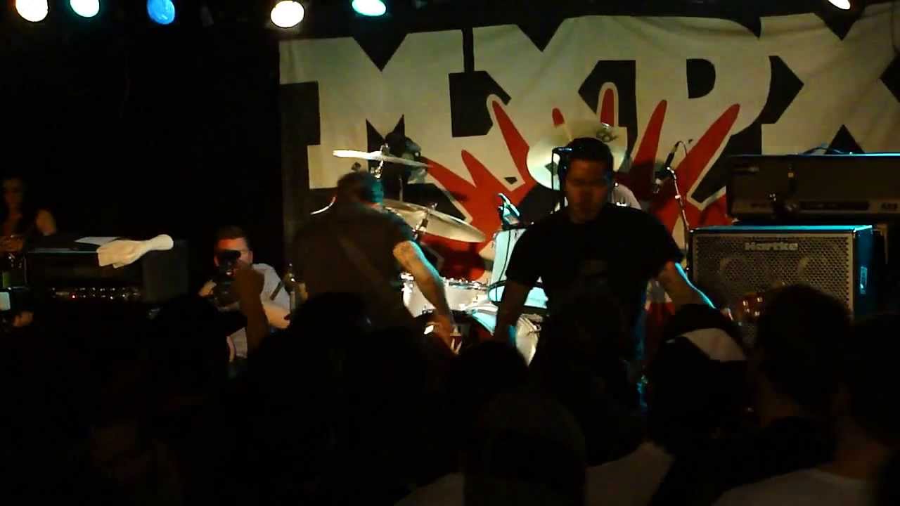 MxPx - Do Your Feet Hurt - 3.26.11